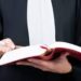 Posibilitatea acordării, pe cale separată, cu titlu de cheltuieli de judecată, a onorariului de succes plătit de parte avocatului | Practică neunitară