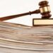 Se modifică taxele de timbru: ajutorul public judiciar se acordă proporțional cu nevoile solicitantului