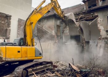 Măsura desființării construcțiilor la expirarea termenului de intrare în legalitate stabilit în procesul-verbal de constatare a contravenției este constituțională
