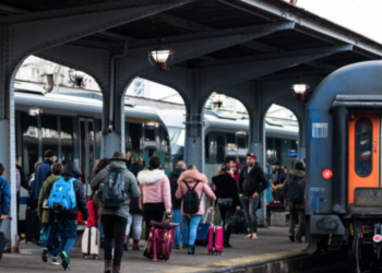 De mâine, biletele de tren se scumpesc. Intra în vigoare noul mers al trenurilor