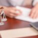 Validarea popririlor în cazul executării silite a unor creanţe bugetare sau fiscale | Practică neunitară
