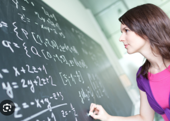 Fără Matematică obligatorie la clasele cu profil pedagogic, în ultimii 2 ani de liceu, potrivit proiectului de planuri-cadru 2025 
