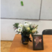 Un profesor iubit de matematica din Oradea a devenit înger. Elevii săi au amenajat un altar în sala de clasa