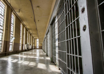 În spatele gratiilor: costuri, condiții și șanse de reintegrare în penitenciarele din România