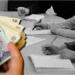 Sancționarea faptei de încheiere a unui contract individual de muncă în care este menționat un salariu mai mic decât cel plătit în realitate ca infracțiune de evaziune fiscală