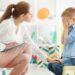Părinții care refuză consilierea psihologică pentru copii ar putea ajunge la închisoare