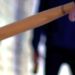 Bărbatul acuzat de tentativă de omor după ce a lovit în cap un copil, rămâne sub control judiciar