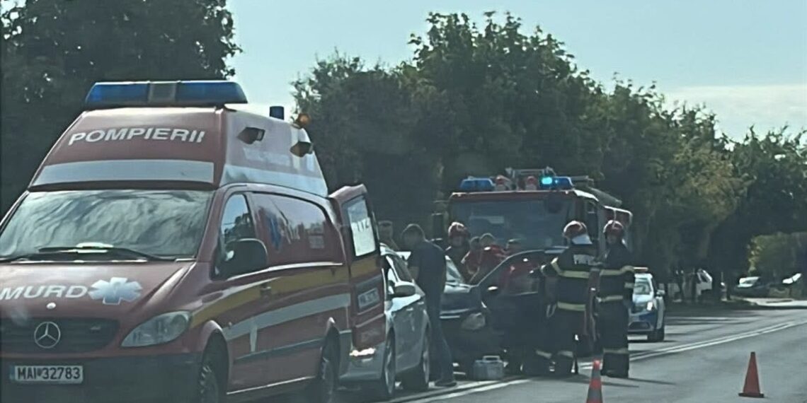 Accident rutier pe strada Matei Corvin din Oradea: două mașini implicate