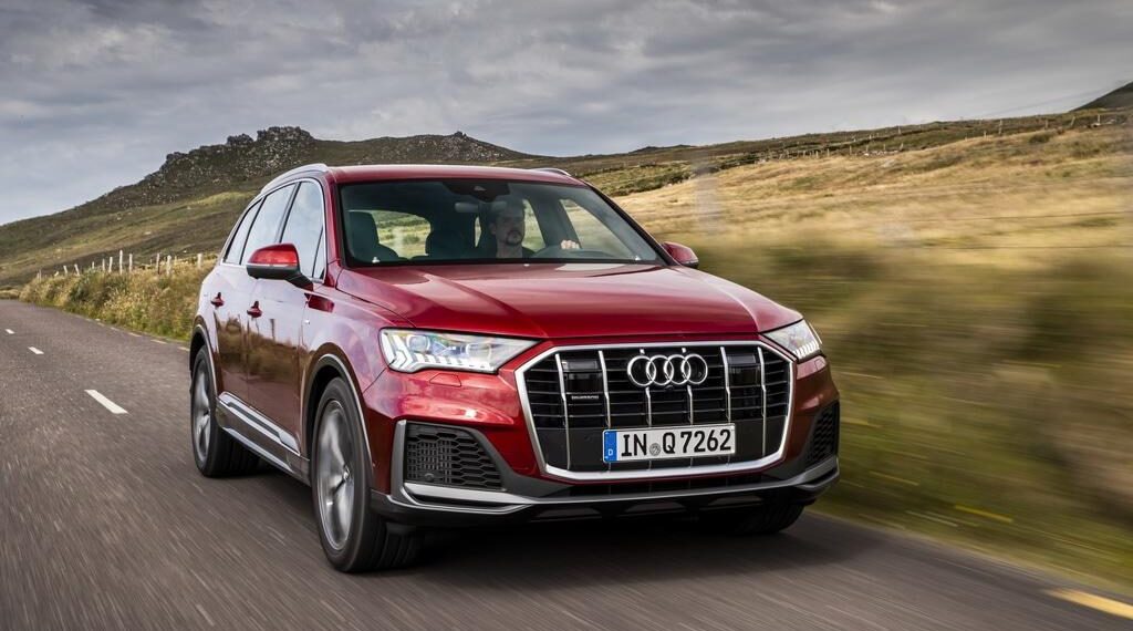 Ordine de plată inventate și un Audi  Q7 care nu a mai venit: începe judecarea cauzei la Salonta