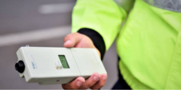 Trei bărbați, depistați în flagrant de polițiștii bihoreni în timp ce conduceau fără permis, sub influența alcoolului sau cu vehicule neînmatriculate