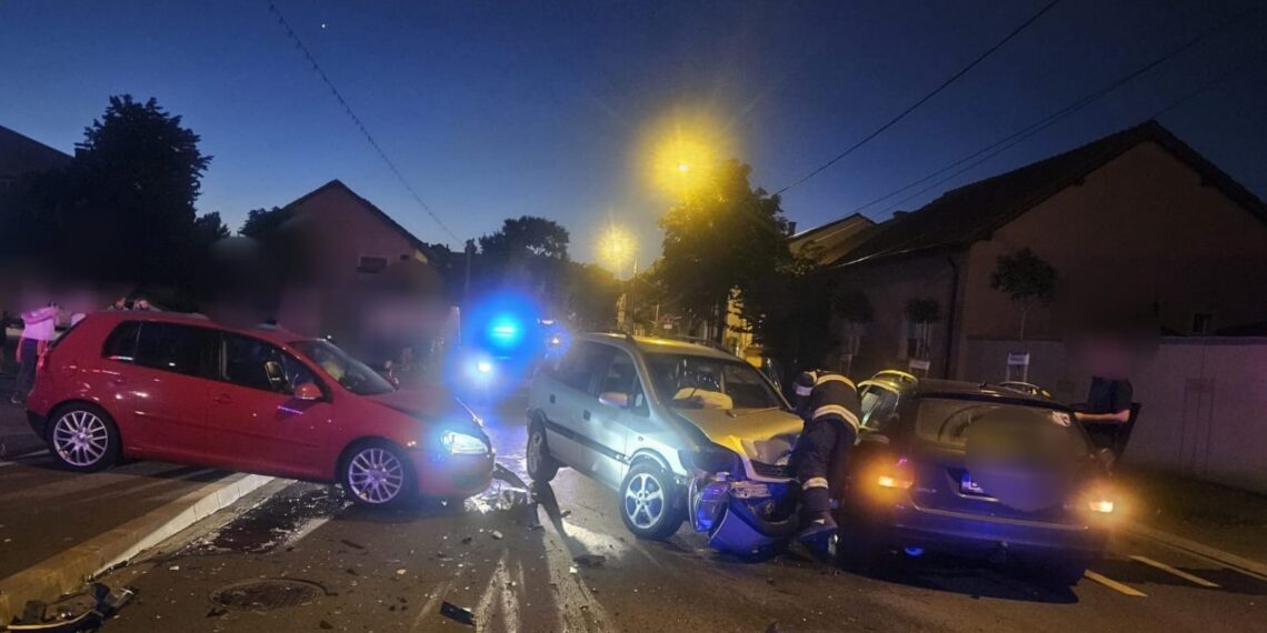 Accident rutier pe strada Muntele Găina din Oradea: o femeie a ajuns la spital