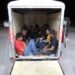 Migranți ascunși printre sucuri și croissante: rețeaua, prinsă la graniță