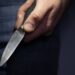 Agresiune cu cuțitul asupra propriei mame: instanța menține arestul preventiv