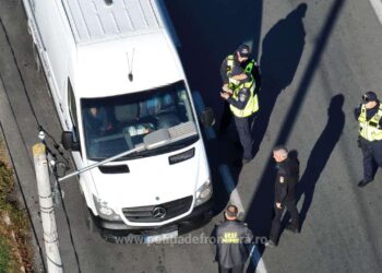 Acțiune de amploare în Bihor: peste 2.500 de persoane controlate la frontiera de vest și sancțiuni de 80.000  de lei