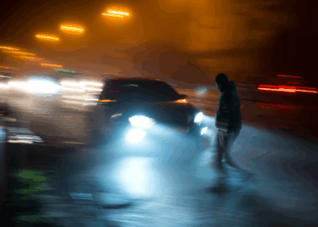 A lovit un pieton și a fugit de la locul accidentului: șofer de 18 ani, trimis în judecată