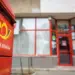 Scandal în fața Poștei: ceartă pentru banii de pensie, degenerată în violență