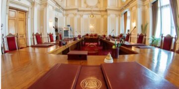 CCR nu a dat încă verdictul pe pensiile de serviciu ale magistraților: pronunțare amânată pentru 28 decembrie