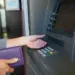 Răzbunare după despărțire? O femeie a folosit cardul fostului și a cheltuit ilegal peste 10.000 de lei