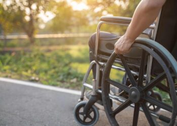 Lovitură pentru beneficiarii de ajutoare: sute de dosare de handicap anulate și verificări în toată țara