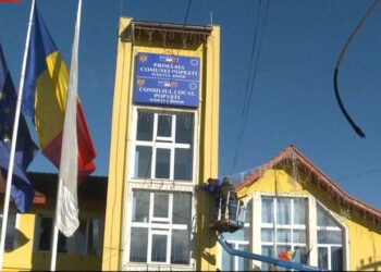 Scandal cu bani publici în Bihor: cum au dispărut peste 165.000 lei din bugetul unei comune prin contracte „cu dedicație” și lucrări umflate din acte