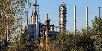 Explozie în dosarul „Rafinăria Suplacu de Barcău”: 67 de milioane de lei de plată, dar fără condamnări penale