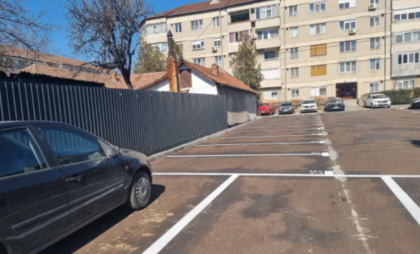 Parcări de domiciliu Oradea 2026: Regulament nou, licitații online și cont obligatoriu