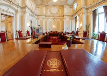 Reducerea a peste 45.000 de posturi din administrația locală, contestată la CCR de Avocatul Poporului