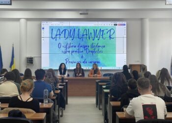 „Lady Lawyer”, la a patra ediție la Facultatea de Drept din Oradea: trei avocate, în dialog cu studenții despre vocație, curaj și provocările drumului către profesia juridică
