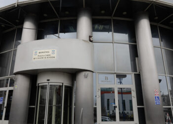 Plângere prealabilă a Înaltei Curți împotriva Guvernului, după blocarea fondurilor pentru salariile restante