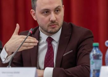 Boom al dependenței de jocuri de noroc: 100 de români pe zi cer autoexcluderea. Peste 14.000 de cazuri oficiale