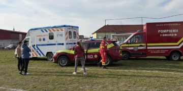 Un jucător al echipei Voința Cheresig a rămas inconștient pe gazon. Trei ambulanțe au venit la stadion