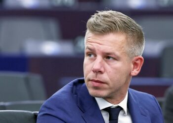 Péter Magyar, avocatul care a câștigat alegerile parlamentare din Ungaria