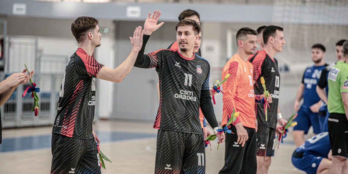 Handbal masculin: CSM Oradea revine și câștigă la un gol derbiul etapei!