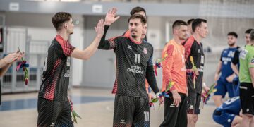 Handbal masculin: CSM Oradea revine și câștigă la un gol derbiul etapei!