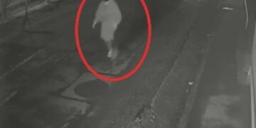 Tânărul de 19 ani acuzat că a atacat cu secera un bătrân de 84 de ani rămâne în arest preventiv