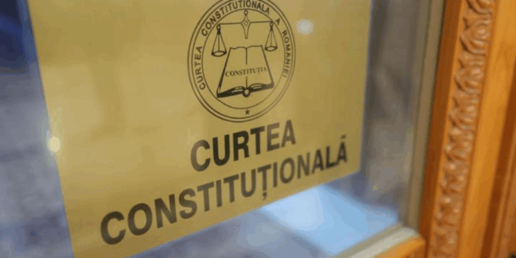 Sporuri de peste 2.000 de euro la Curtea Constituțională. Dezbaterea reaprinsă asupra salarizării în sectorul public