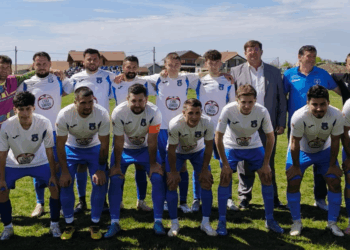 Băieții care joacă de plăcere au furnizat semi-surpriza din play out