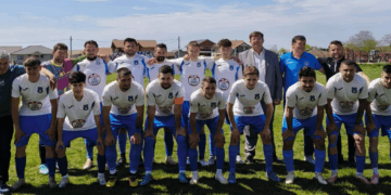 Băieții care joacă de plăcere au furnizat semi-surpriza din play out