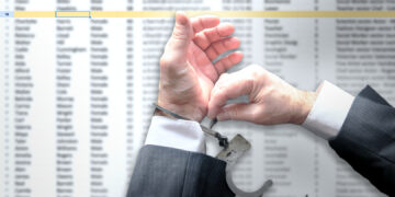 Nu e doar o evidență: peste 70.000 de persoane în Registrul infracțiunilor sexuale, cu obligații la Poliție, date biometrice și un mecanism contestat la Curtea Constituțională