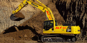Au semnat pentru excavatoare și pompe de beton, apoi le-au ascuns și le-au dat la amanet: verdict definitiv într-un dosar de înșelăciune