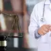 Expertiza în procesele de malpraxis medical ar putea fi completată obligatoriu cu un specialist din specialitatea vizată | Proiect de lege