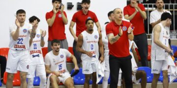 Vin „rechinii”! „Leii roșii” pregătiți să-și ia revanșa