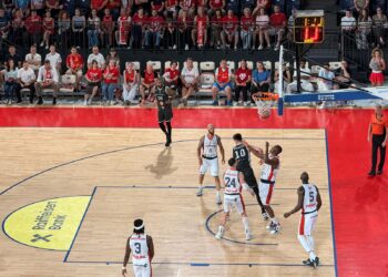 Oradea Arena e sold out la meciul 2; Ce ne așteaptă în această seară