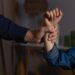 CEDO: violența domestică gravă poate justifica internarea medico-legală a unui agresor