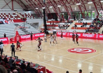 O nouă finală pentru CSM CSU Raiffeisen Oradea care rezolvă seria cu Dinamo cu un succes categoric în meciul 4