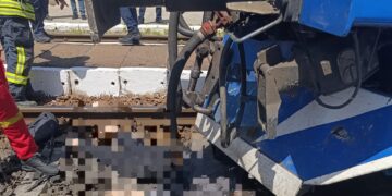 Femeie lovită de o locomotivă în Gara de Nord din Satu Mare. Intervenție de urgență a salvatorilor