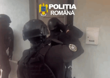 VIDEO. Rețea de fraude cu criptomonede destructurată după percheziții în Cluj și Maramureș. Anchetatorii au descoperit un prejudiciu uriaș