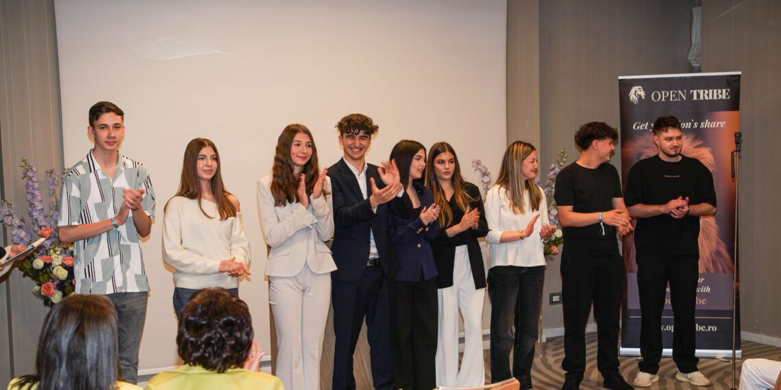 Dincolo de destinație este procesul: Cum a transformat prima ediție bucureșteană „Hug the Unknown by Open Tribe” viziunea tinerilor într-o victorie palpabilă