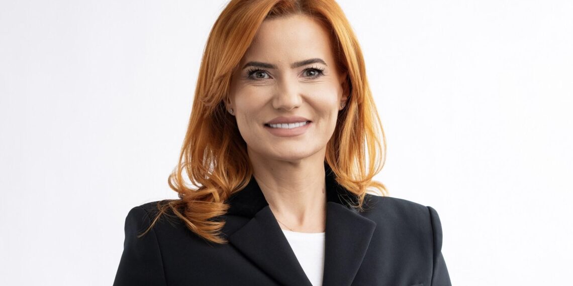 INTERVIU cu Arina Moș: despre statul văzut din interior, vulnerabilitate și modelul administrativ Oradea| „Legea, singură, nu salvează oameni”