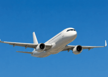 Vacanță începută cu o întârziere de peste trei ore. Judecătoria Cluj-Napoca a obligat o companie aeriană să plătească despăgubiri pentru un zbor spre Egipt